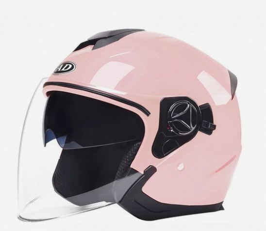 Rev up your style with a pink motorcycle helmet! Explore top picks for safety, comfort, and various riding styles. Find your perfect pink helmet and matching gear today!