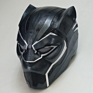 The Allure of Black Panther Motorcycle Helmet插图