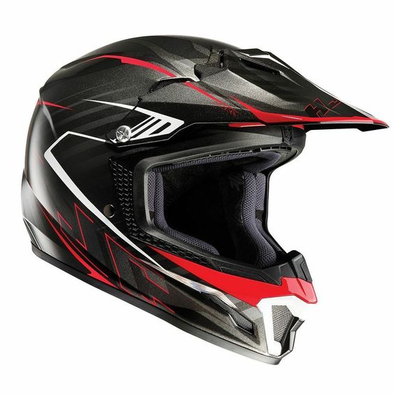 Embody the Caped Crusader's essence on your ride with The Batman Motorcycle Helmet. Fusing iconic style, advanced protection, and unparalleled presence, transform your riding experience. Order now!