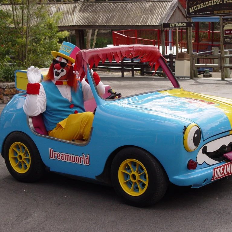 clown-van-crash