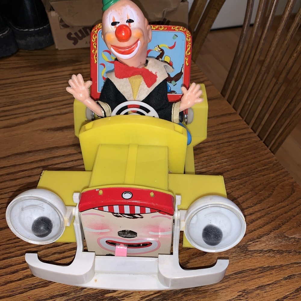 clown car